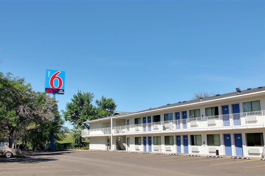 Bismarck Nd Motel 6