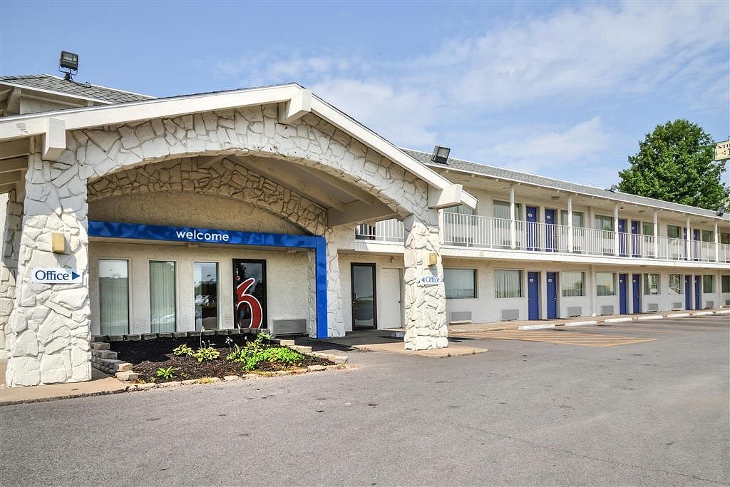 MOTEL 6 ST. JOSEPH - UPDATED 2022 Reviews & Price Comparison (Saint