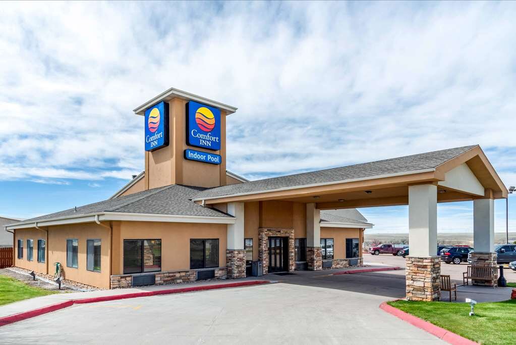 COMFORT INN Updated 2024 Prices Hotel Reviews Limon CO   Hotel Exterior 