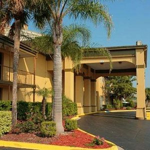 Econo Lodge hotel in Jacksonville, FL