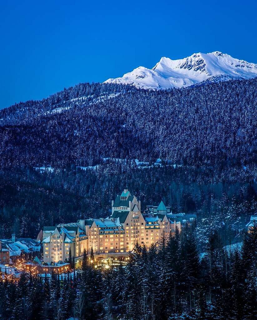 Fairmont Chateau Whistler, hotel in British Columbia