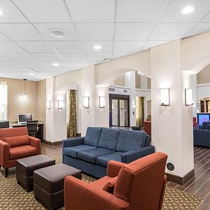 Comfort Inn &amp; Suites Allen Park - Dearborn, hotel in Michigan