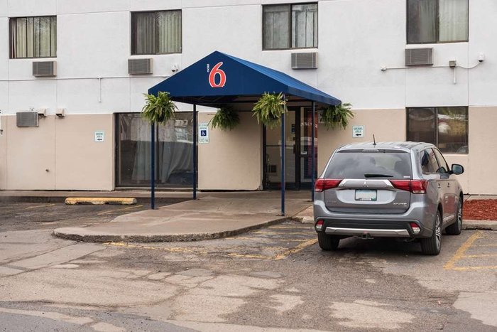 Motel 6 Saint Paul, Mn - I-94 Hotel in Saint Paul MN