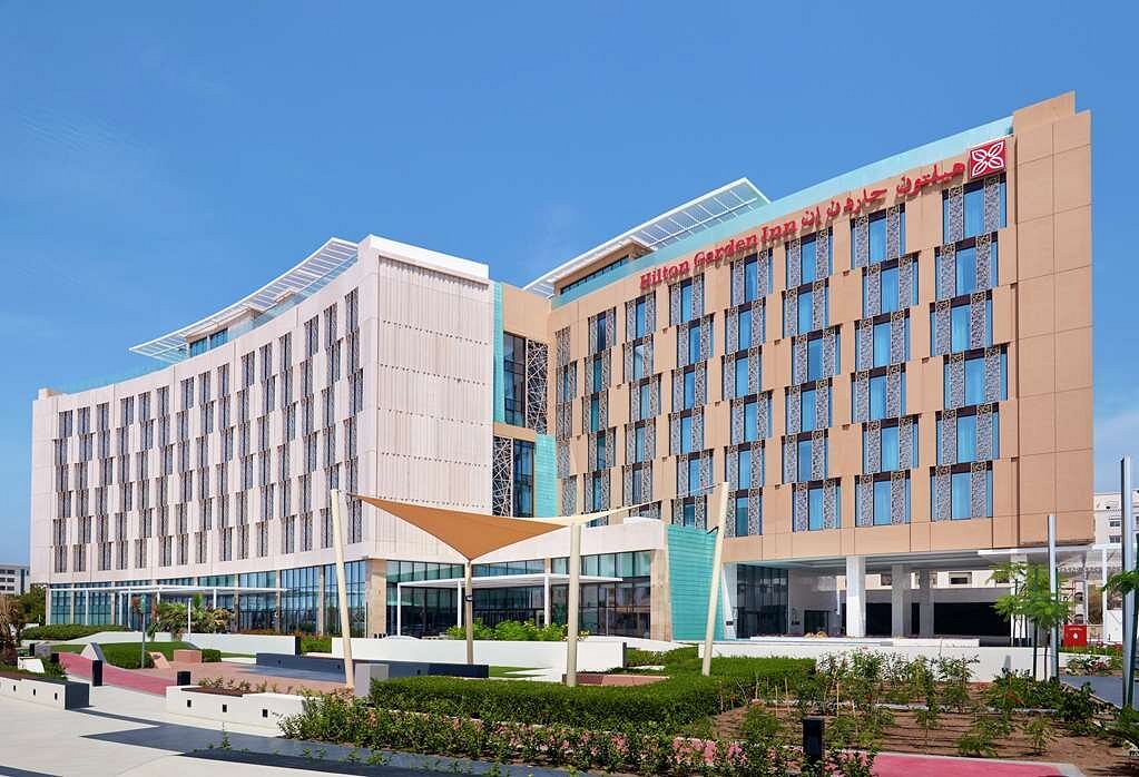 Hilton Garden Inn Muscat Al Khuwair, hotel in Muscat