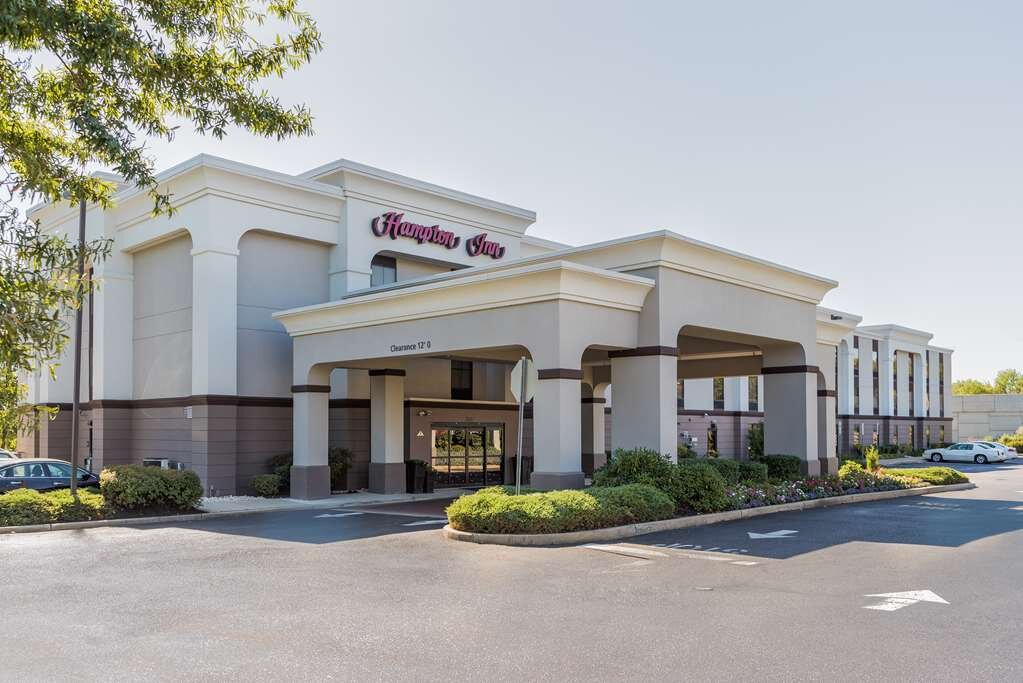 Hotel photo 9 of Hampton Inn East Windsor.
