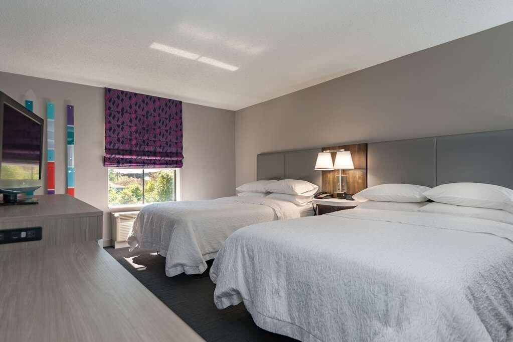 Hotel photo 8 of Hampton Inn East Windsor.