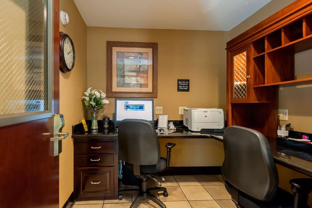 Hotel photo 30 of Hampton Inn East Windsor.