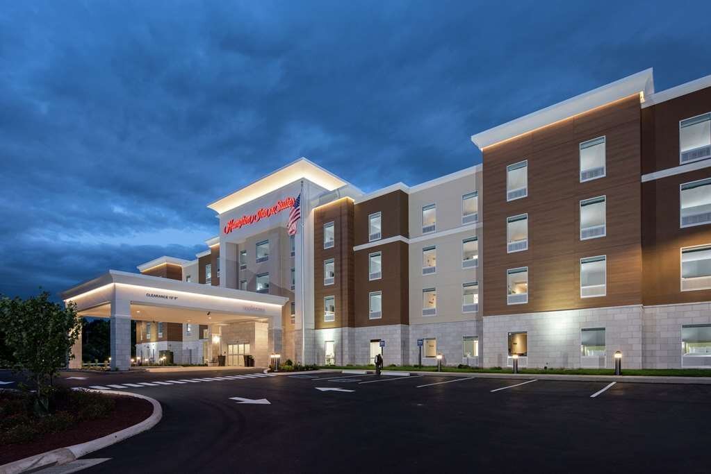 hilton hotels in farmington ct