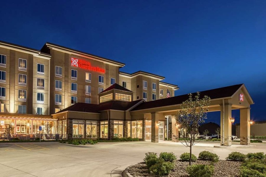 HILTON GARDEN INN BETTENDORF / QUAD CITIES $112 ($̶1̶3̶1̶) - Updated ...