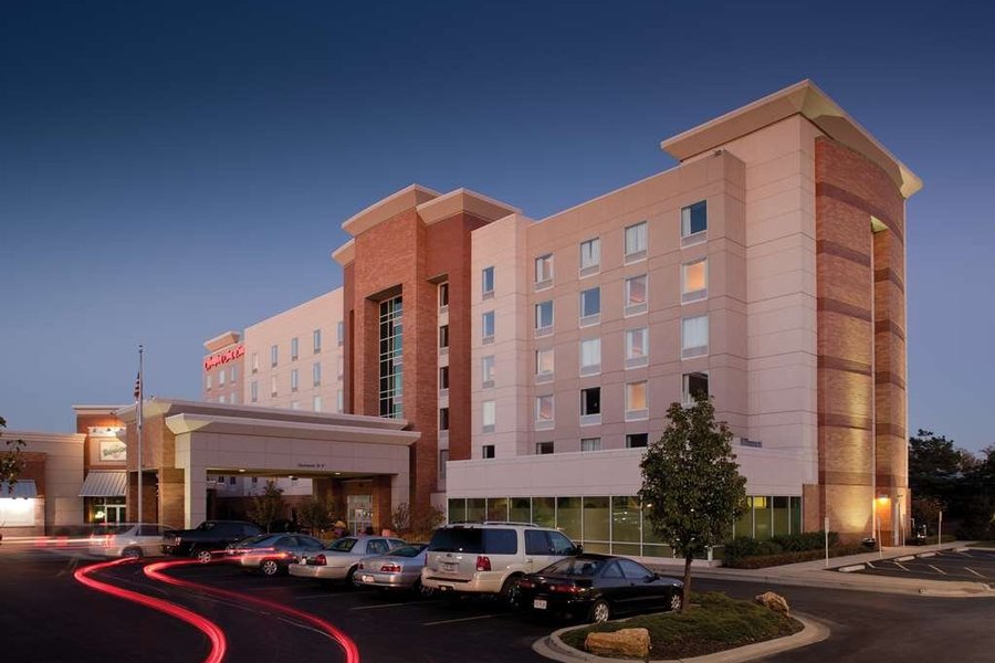 HAMPTON INN & SUITES ST. LOUIS AT FOREST PARK $134 ($̶1̶5̶6̶) - Updated ...