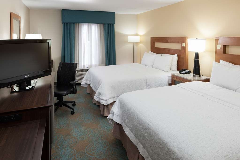 HAMPTON INN & SUITES ST. LOUIS AT FOREST PARK $150 ($̶1̶5̶8̶) - Updated ...