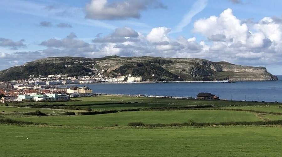 Beautiful views of Llandudno with the Great Orme in the background