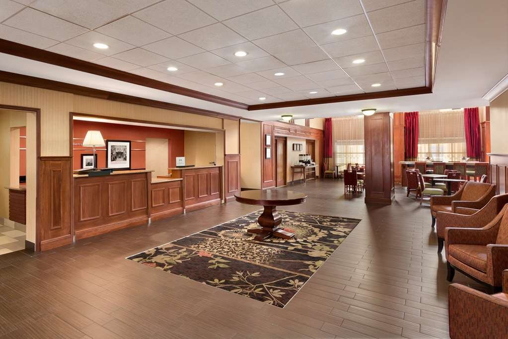 Hotel photo 19 of Hampton Inn & Suites Williamsburg Historic District.