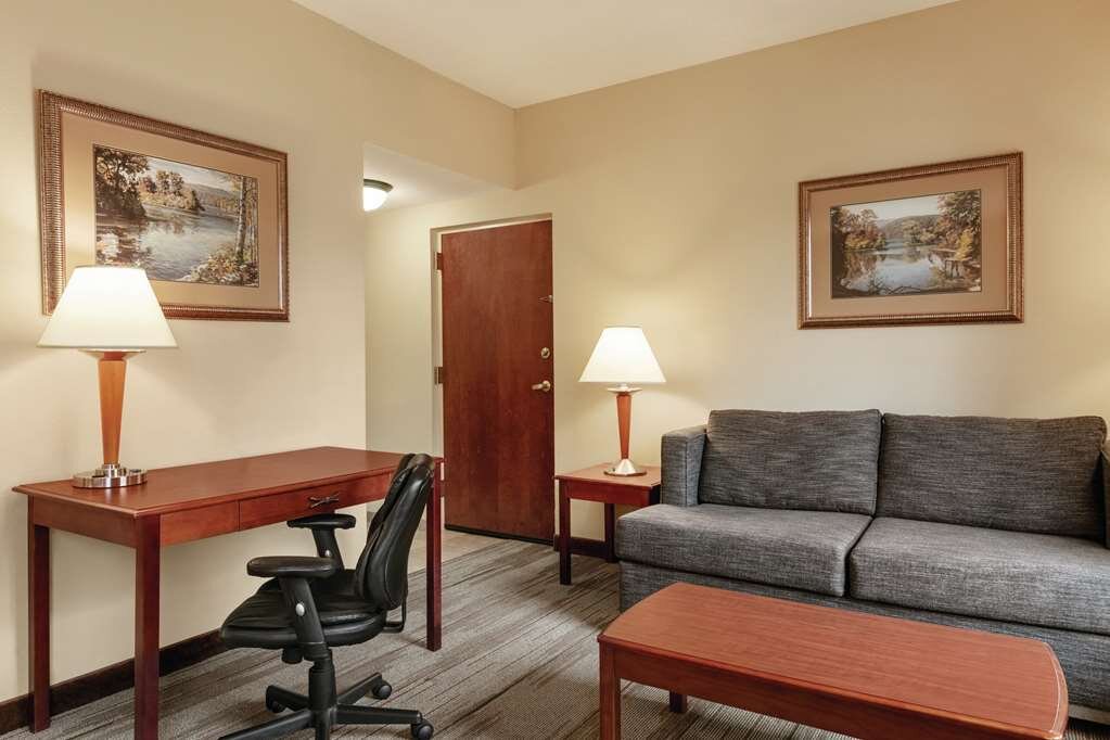 Hotel photo 58 of Hampton Inn & Suites Williamsburg Historic District.