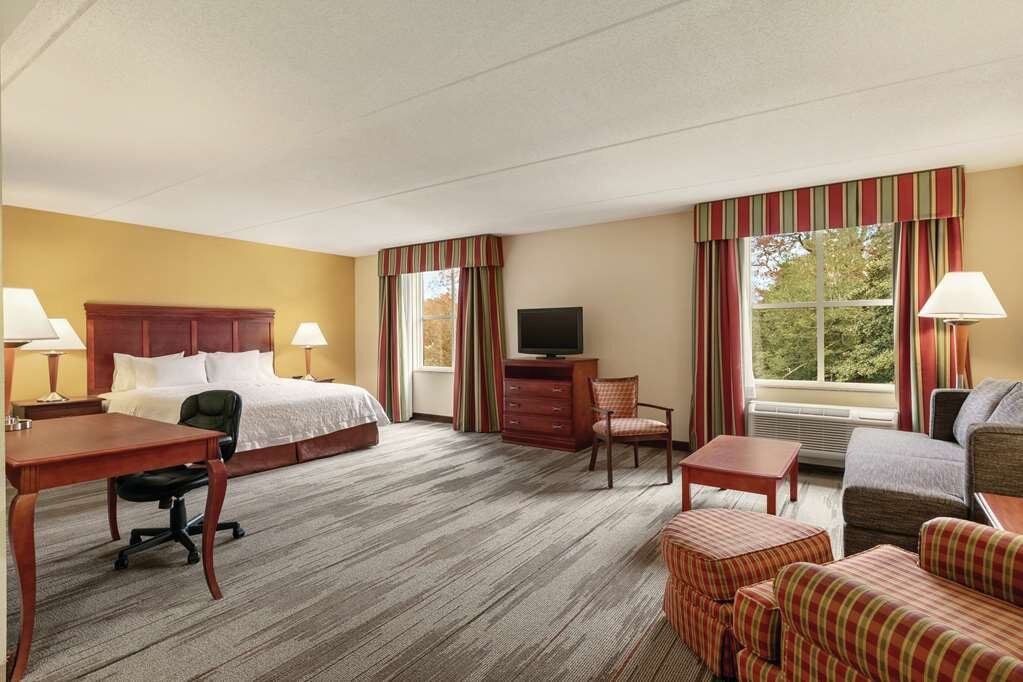 Hotel photo 45 of Hampton Inn & Suites Williamsburg Historic District.