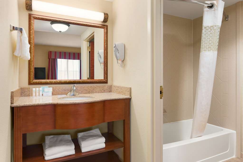 Hotel photo 38 of Hampton Inn & Suites Williamsburg Historic District.