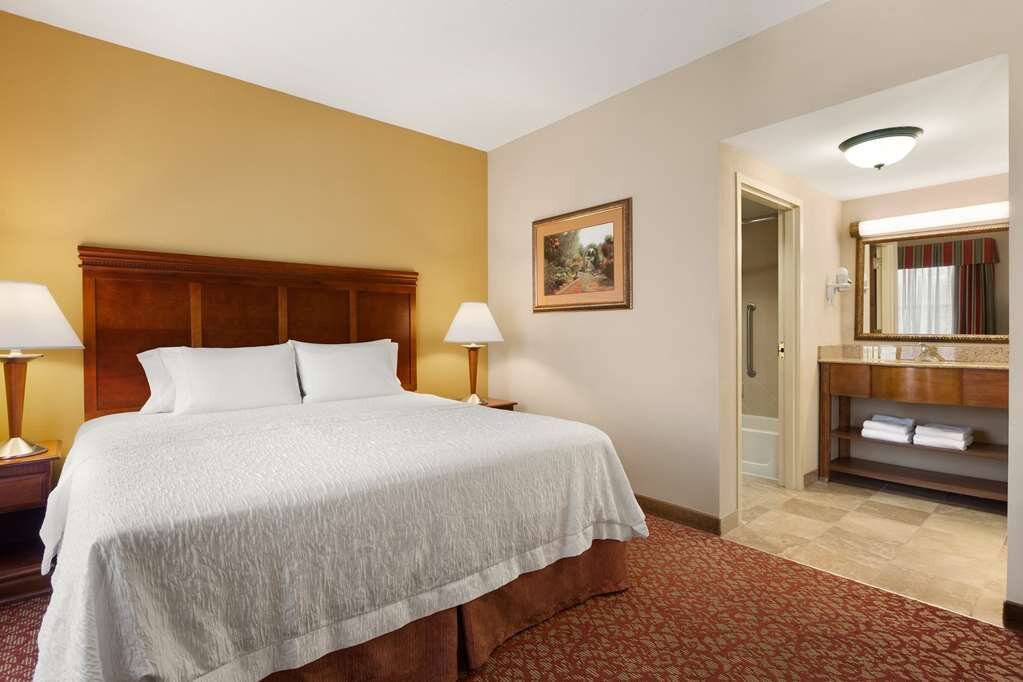 Hotel photo 40 of Hampton Inn & Suites Williamsburg Historic District.