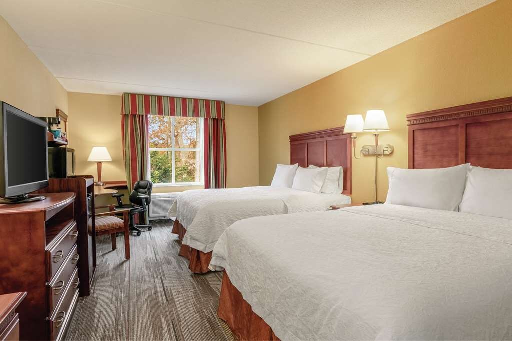 Hotel photo 28 of Hampton Inn & Suites Williamsburg Historic District.