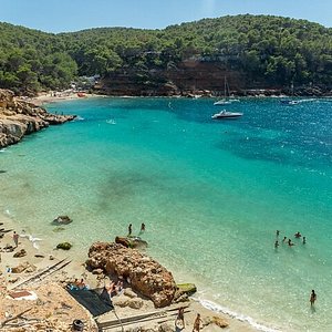 Secret Cave Yoga and Es Vedra Experience in Ibiza - Evendo