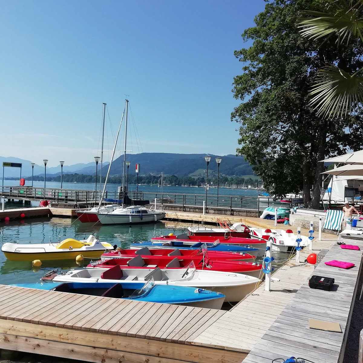 attersee liegeplatz motorboot