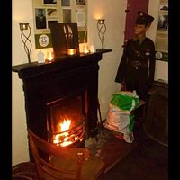 Middle room, Victorian fireplace