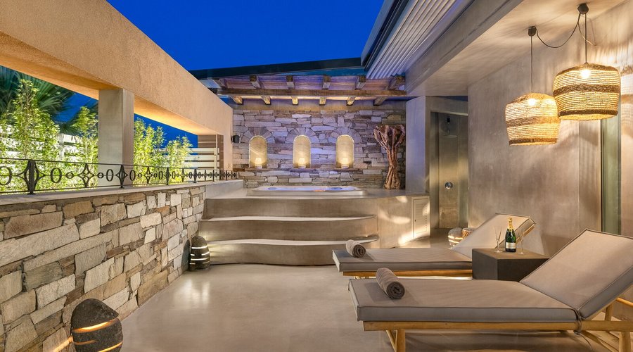 Helios Suite with Private Terrace on the top floor- King Suite with Private Outdoor Hot Tub