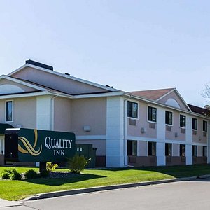 Quality Inn hotel in Grand Forks, ND