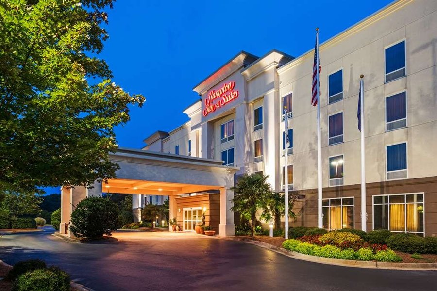 HAMPTON INN & SUITES CLINTON I26 119 (̶1̶2̶9̶) Updated 2022