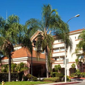 Ramada South El Monte Exterior