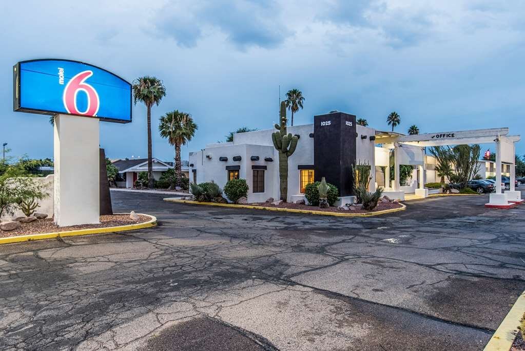 MOTEL 6 TUCSON, AZ - Prices & Reviews