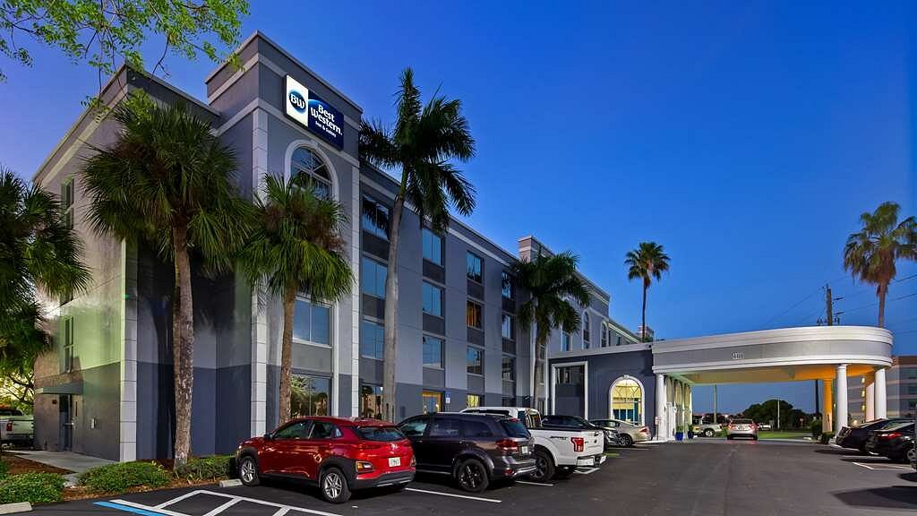 Best Western Fort Myers Inn &amp; Suites, hotell i Fort Myers
