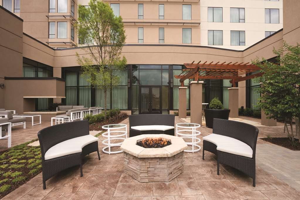 Hotel photo 10 of Embassy Suites by Hilton Knoxville West.