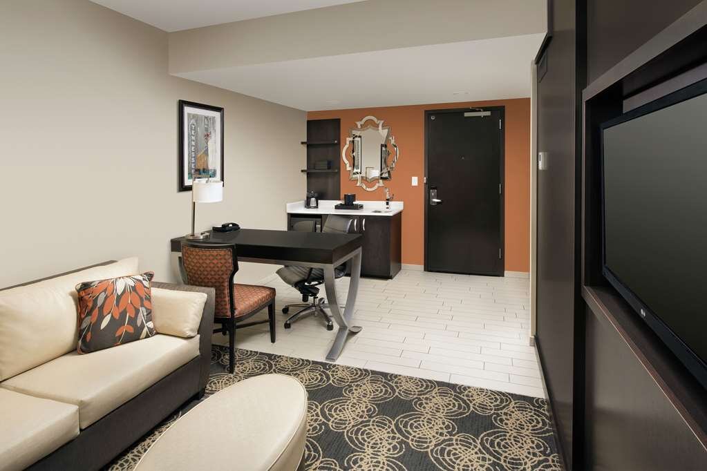 Hotel photo 5 of Embassy Suites by Hilton Knoxville West.