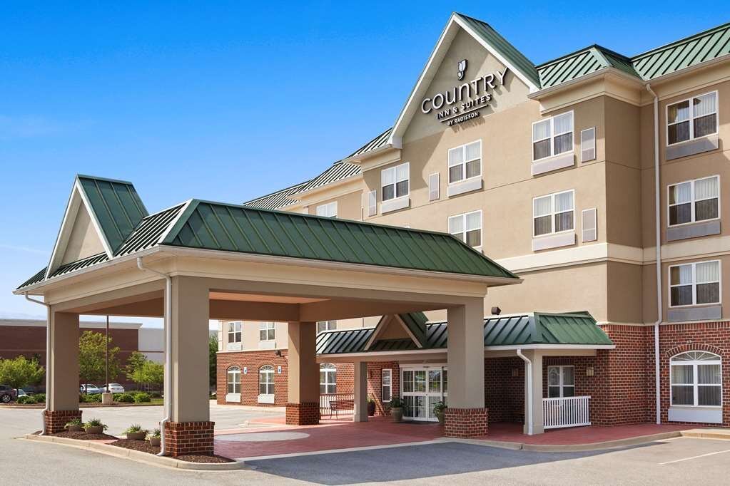 COUNTRY INN & SUITES BY RADISSON, LEXINGTON PARK (PATUXENT RIVER NAVAL ...