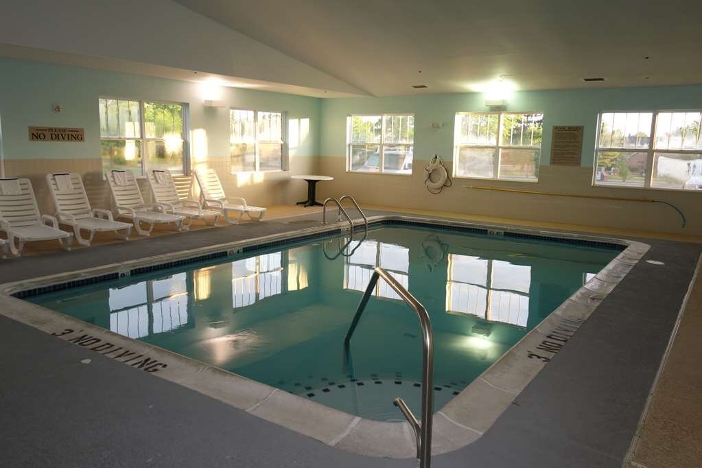 COUNTRY INN & SUITES BY RADISSON, LANSING, MI $71 ($̶1̶3̶5̶) - Updated ...