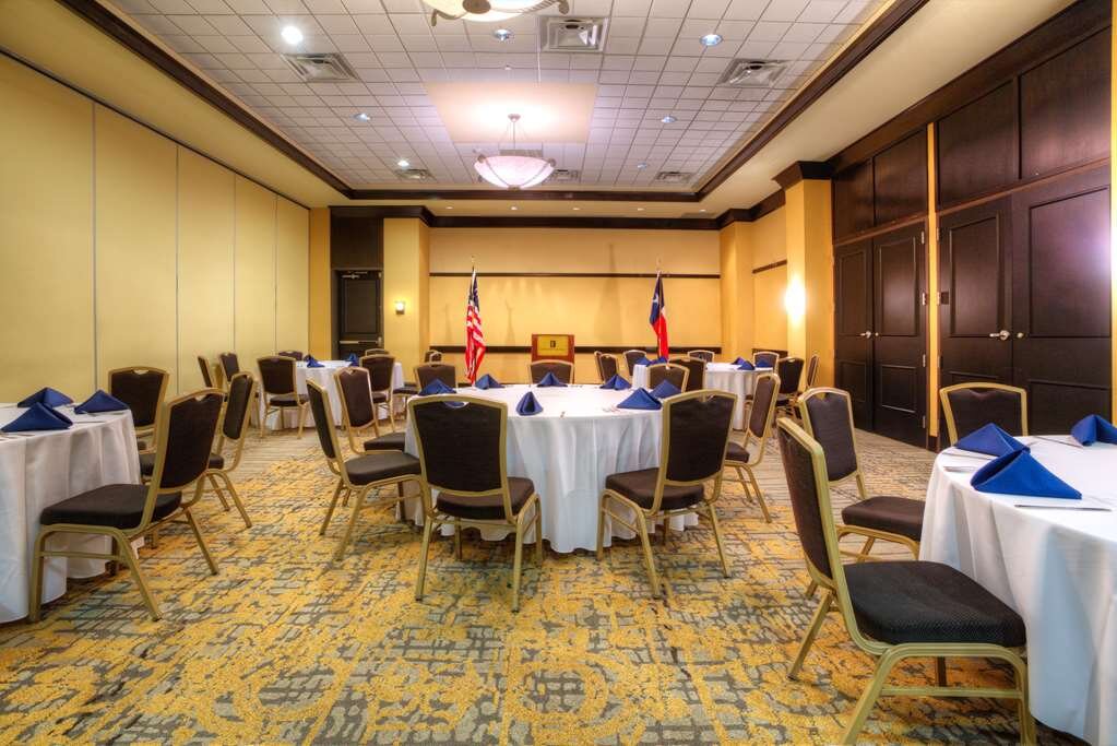 Hotel photo 40 of Embassy Suites by Hilton Laredo.