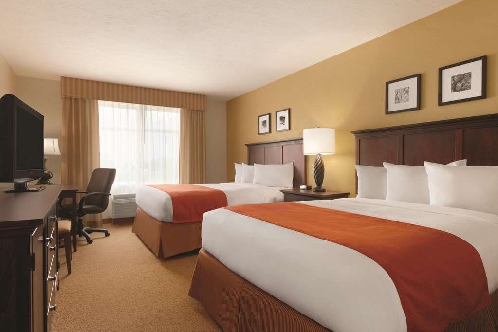 Hotel photo 23 of Country Inn & Suites by Radisson, Knoxville at Cedar Bluff, TN.