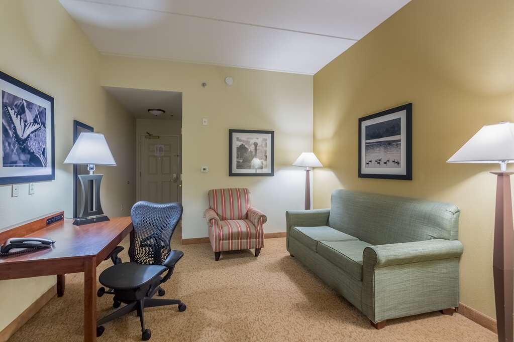 Hotel photo 12 of Country Inn & Suites by Radisson, Knoxville at Cedar Bluff, TN.