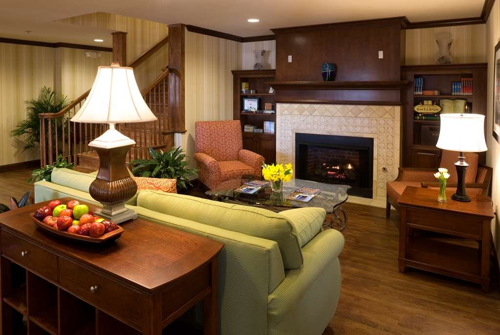 Hotel photo 3 of Country Inn & Suites by Radisson, Knoxville at Cedar Bluff, TN.