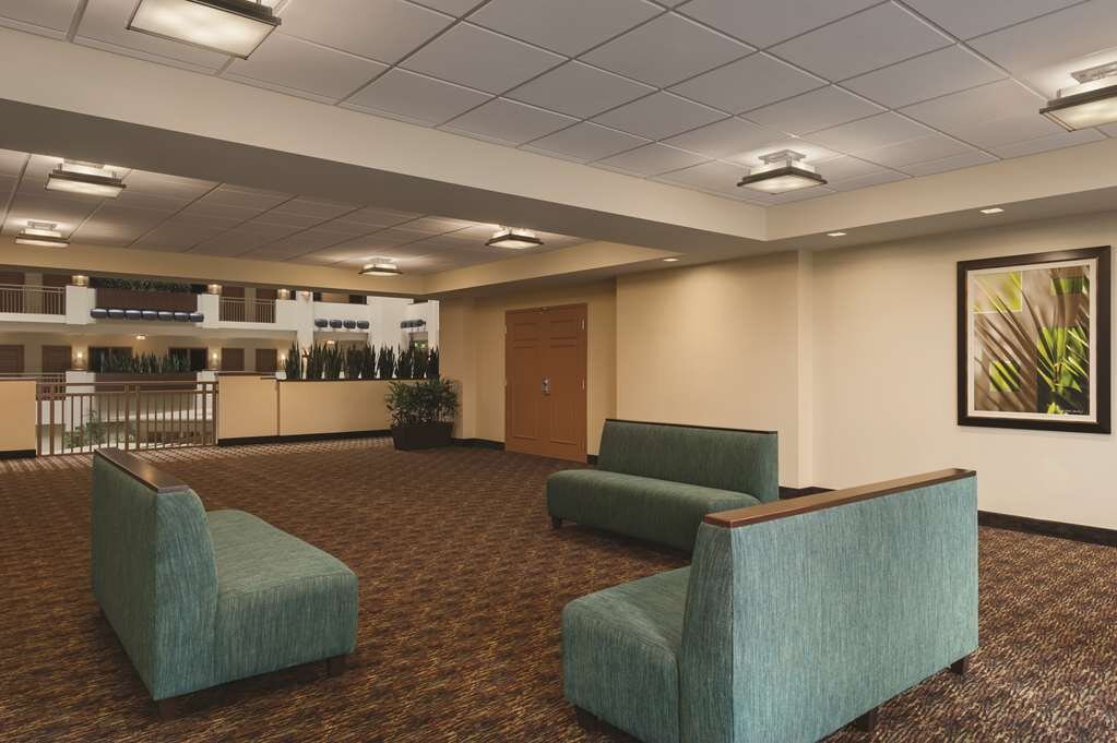 Hotel photo 11 of Embassy Suites by Hilton Orlando Lake Buena Vista South.