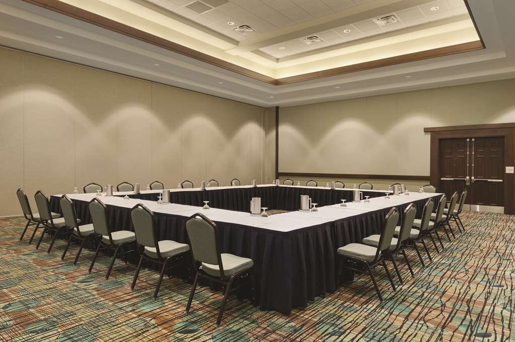 Hotel photo 38 of Embassy Suites by Hilton Orlando Lake Buena Vista South.