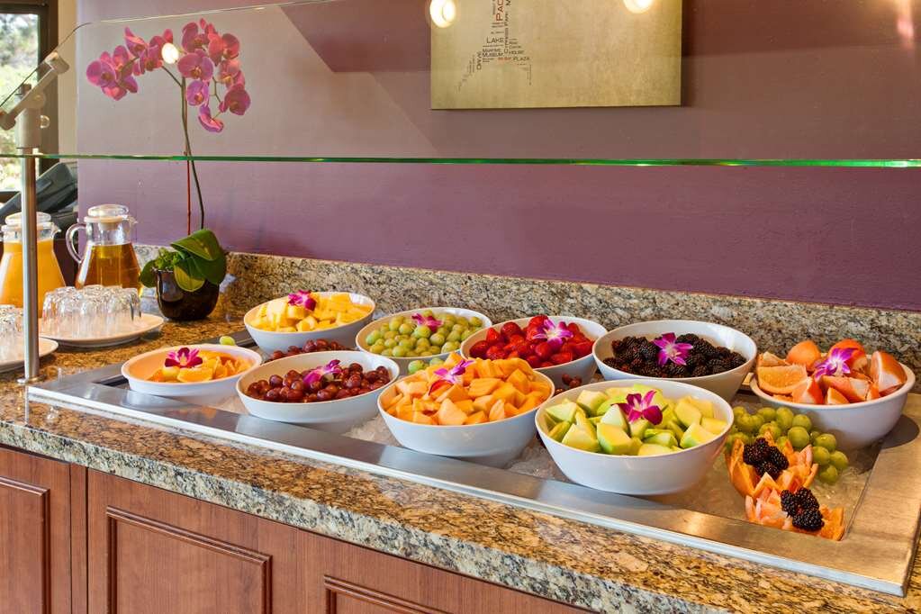 Hotel photo 19 of Hilton Garden Inn Monterey.
