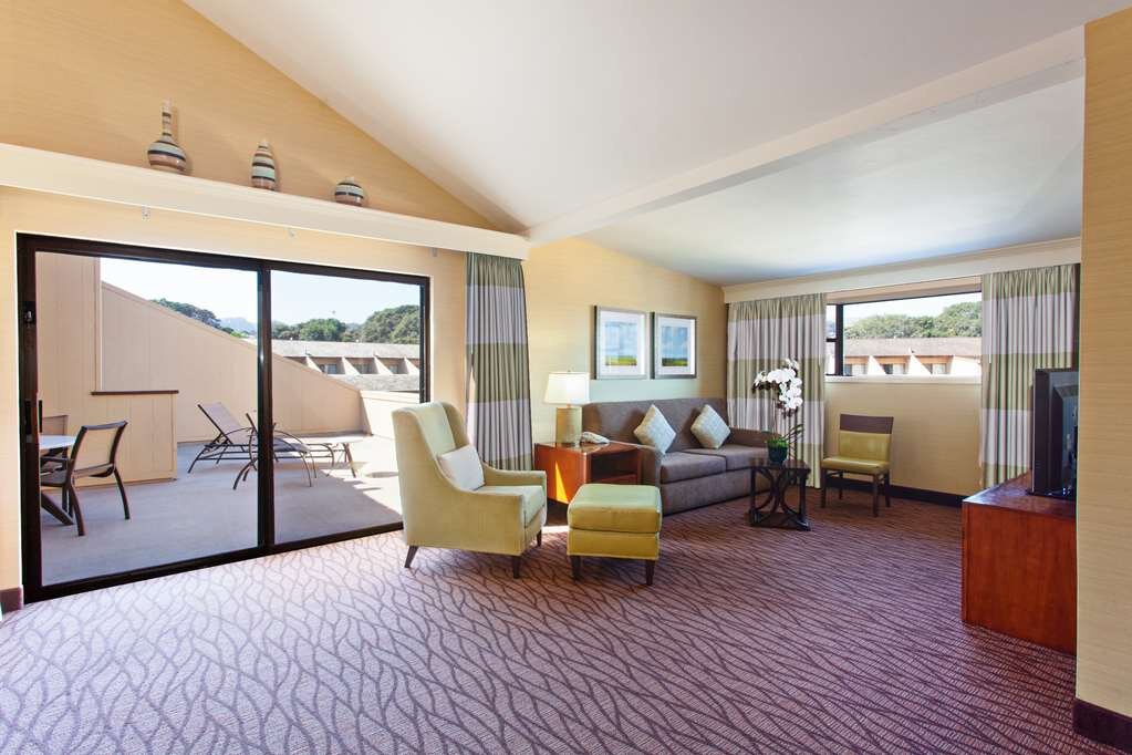 Hotel photo 24 of Hilton Garden Inn Monterey.