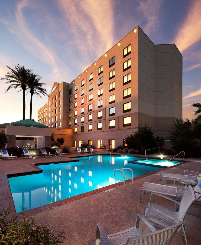 RADISSON HOTEL PHOENIX AIRPORT Hotel Reviews, Photos, Rate Comparison