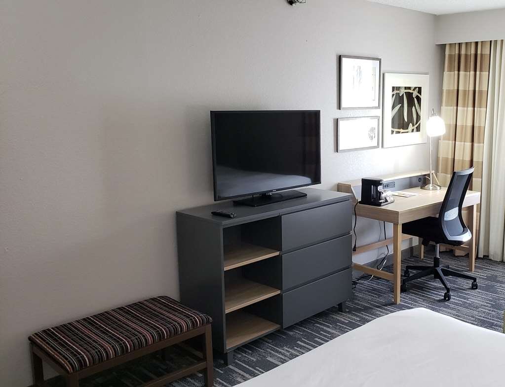 Hotel photo 5 of Country Inn & Suites by Radisson, Lincoln Airport, NE.