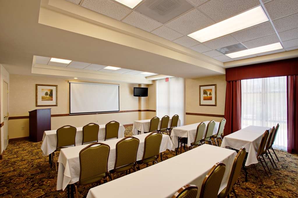 Hotel photo 4 of Country Inn & Suites by Radisson, Tucson City Center, AZ.