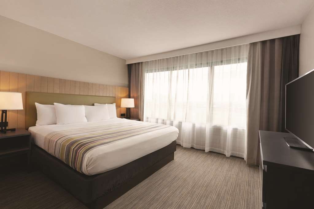 Hotel photo 4 of Country Inn & Suites by Radisson, San Diego North, CA.