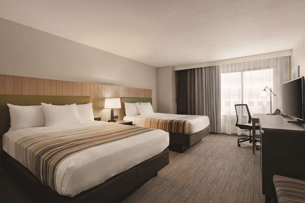 Hotel photo 5 of Country Inn & Suites by Radisson, San Diego North, CA.