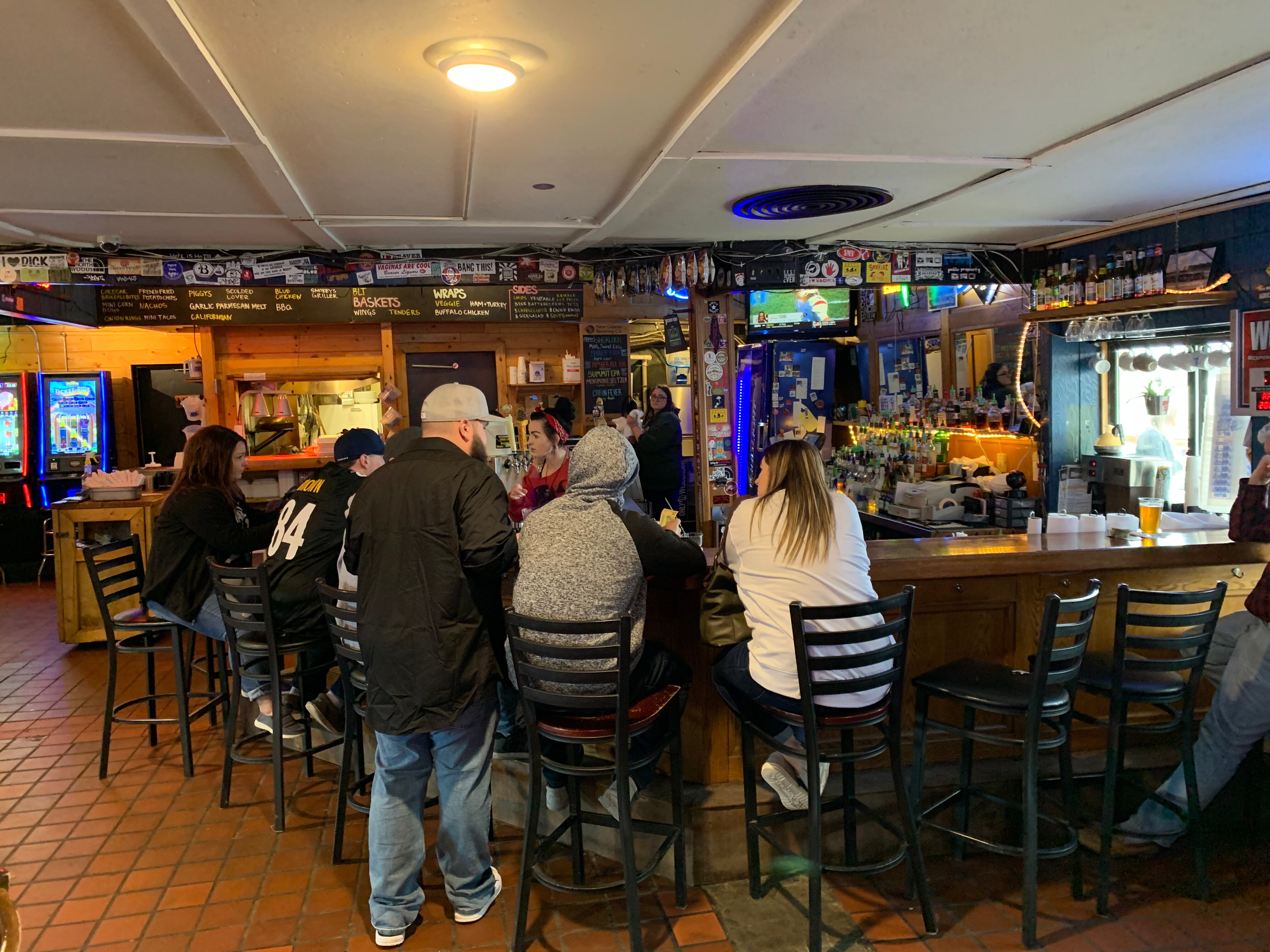 Waterfront bar and grill discount
