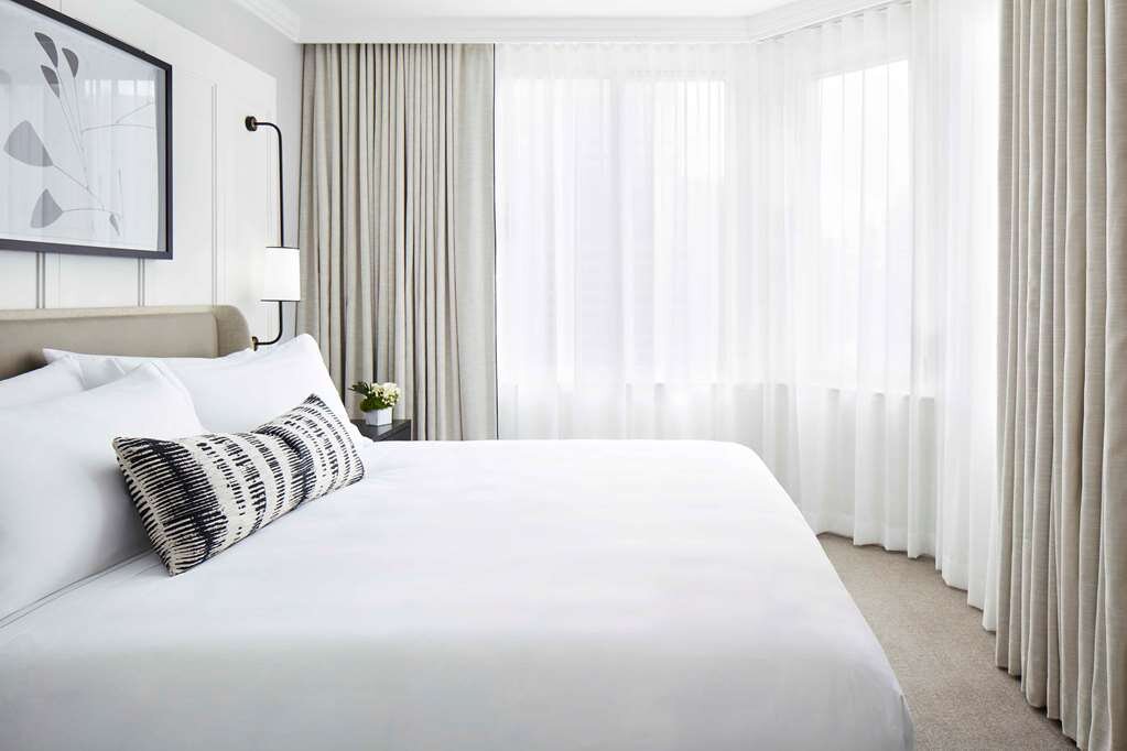 Hotel photo 5 of Conrad New York Midtown.